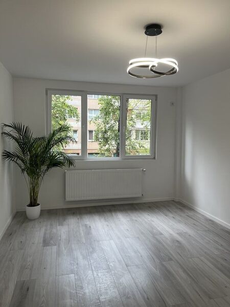 Drumul Taberei Raul Doamnei vanzare garsoniera lux